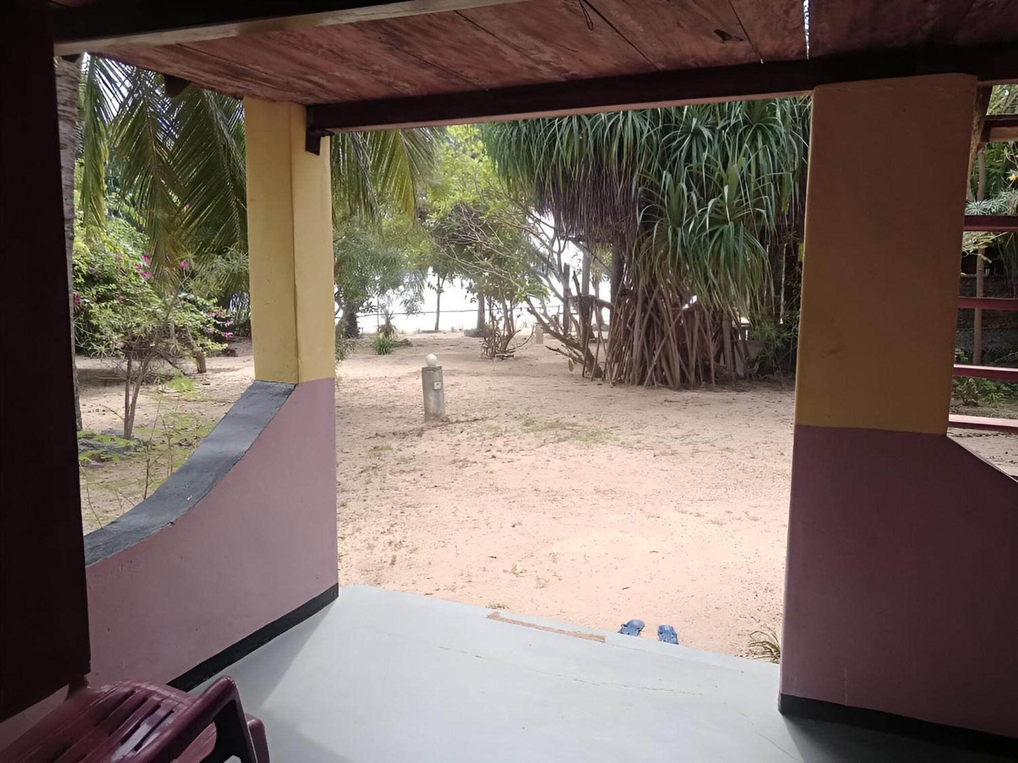 Breezy Beach Cabanas Аругам Экстерьер фото