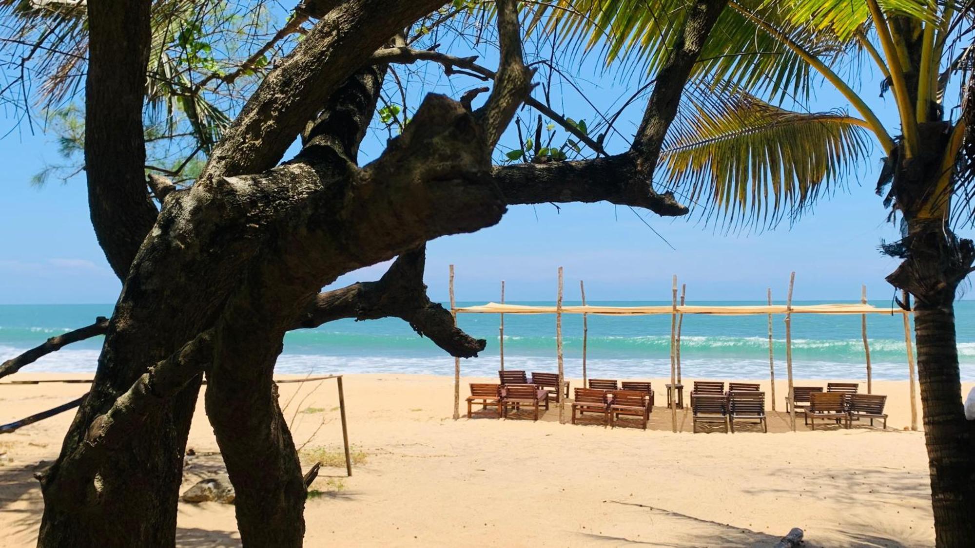 Breezy Beach Cabanas Аругам Экстерьер фото